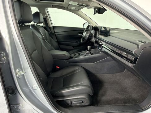 Used 2024 Honda Accord EX-L image 31