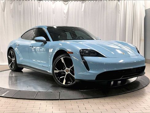 Used 2021 Porsche Taycan 4S w/ Premium Package image 12