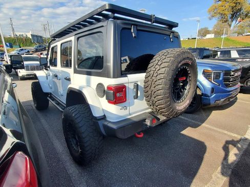 Used 2021 Jeep Wrangler Unlimited Rubicon image 8