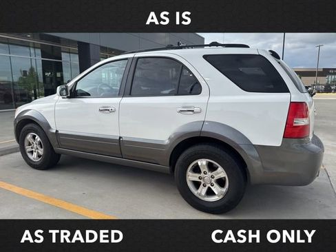 Used 2007 Kia Sorento EX w/ Luxury Pkg image 3