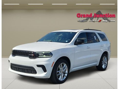 Used 2024 Dodge Durango GT AWD/4WD image 2