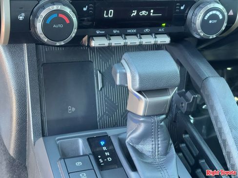 Certified 2025 Toyota Tacoma SR5 image 30