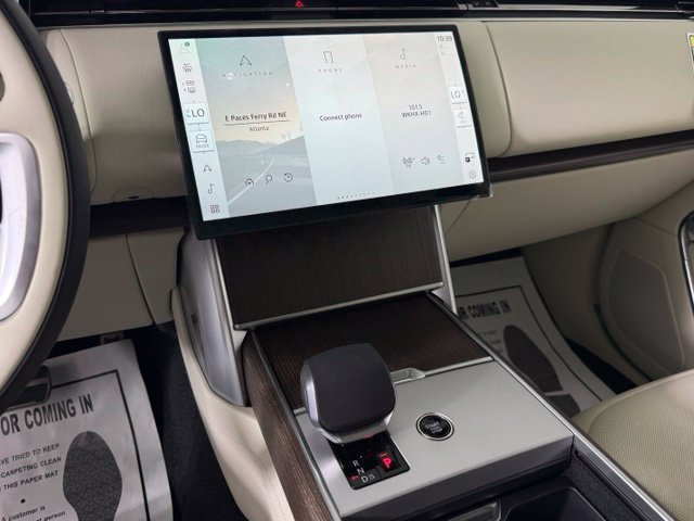 New 2026 Land Rover Range Rover Long Wheelbase SE AWD/4WD image 31