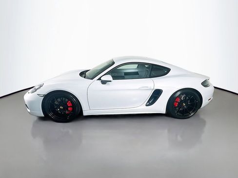 Certified 2024 Porsche 718 Cayman GTS RWD image 2