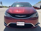Used 2017 Chrysler Pacifica Touring-L Plus w/ Advanced Safetytec Group image 3
