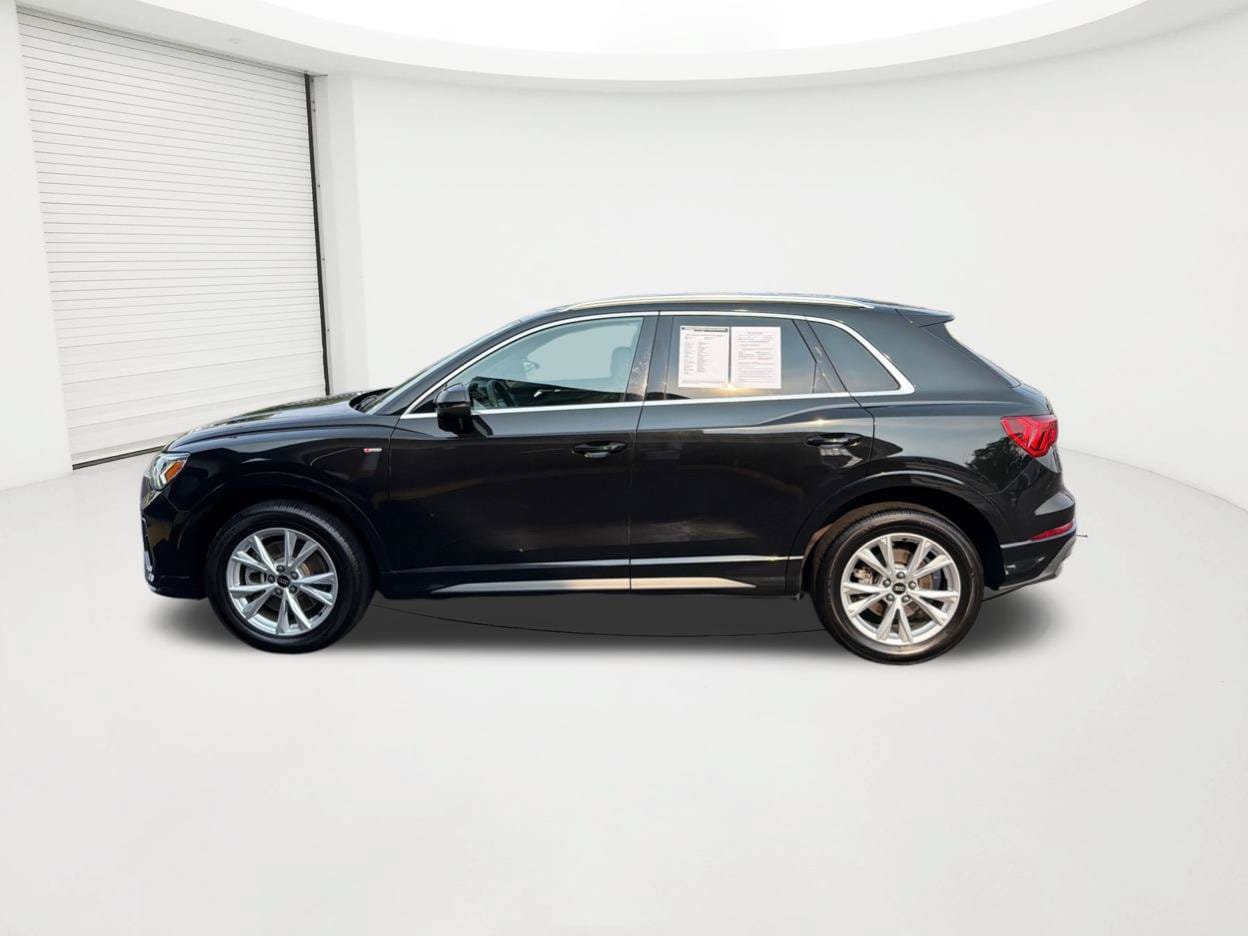 Used 2025 Audi Q3 2.0T Premium AWD/4WD image 8