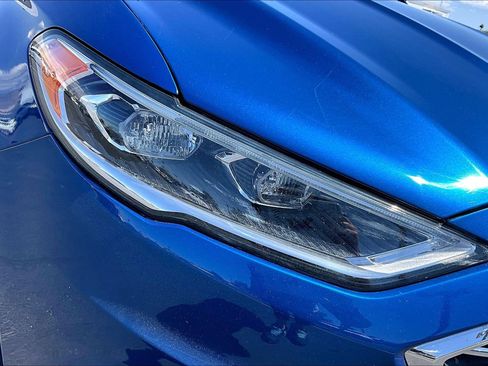 Used 2017 Ford Fusion SE w/ Fusion SE Technology Package FWD image 21