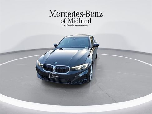 Used 2024 BMW 330i Sedan image 3