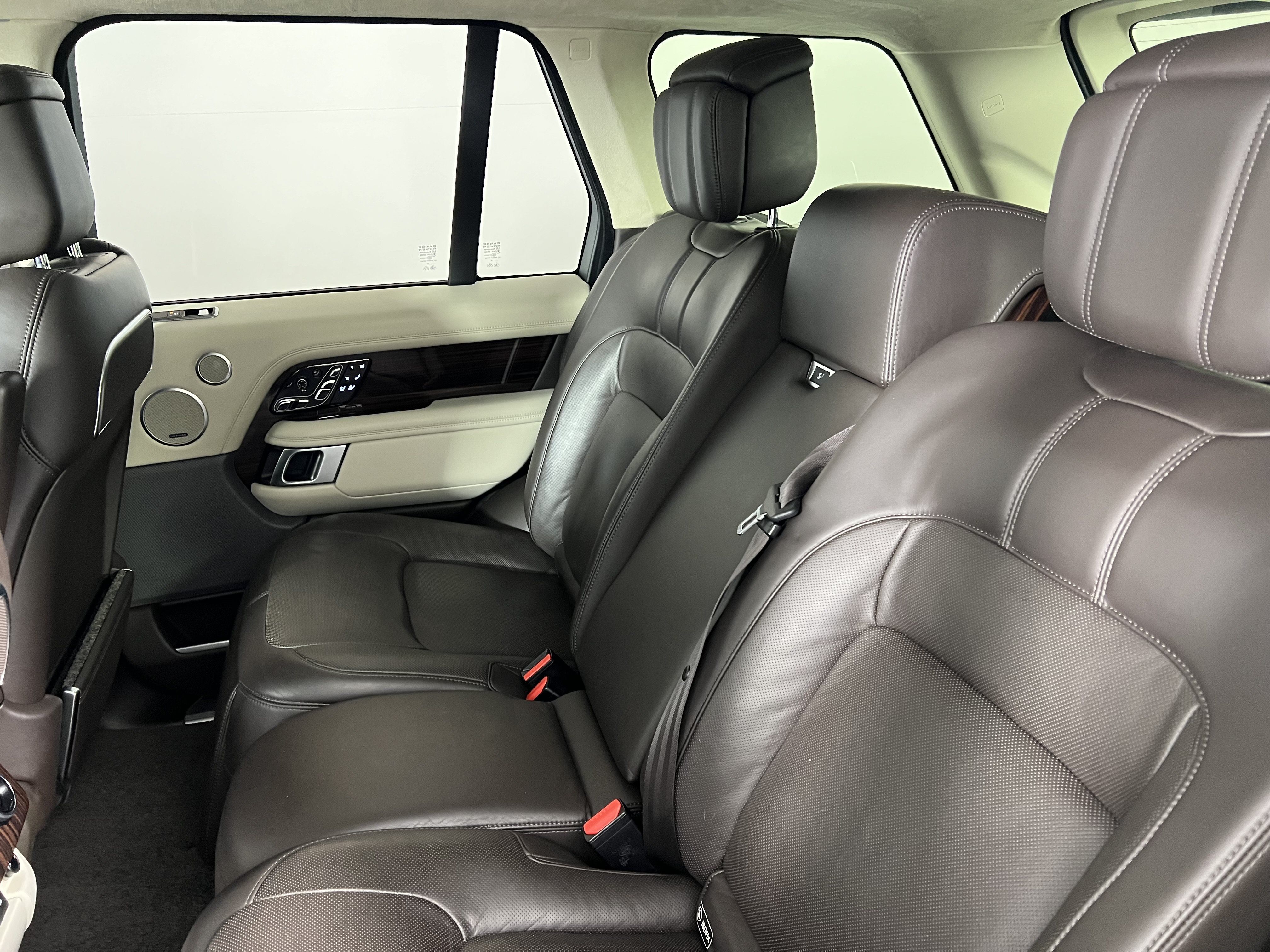 Used 2018 Land Rover Range Rover Autobiography AWD/4WD image 19
