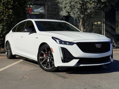 Used 2021 Cadillac CT5 V image 8