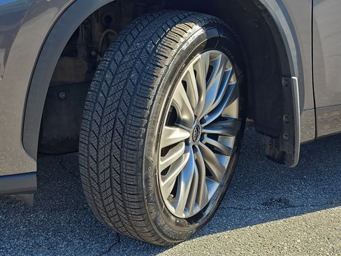 Used 2021 Toyota Highlander Platinum AWD/4WD image 36