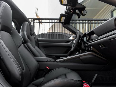 Certified 2024 Porsche 911 Targa 4S w/ Premium Package image 32