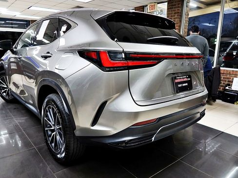 Used 2024 Lexus NX 250 FWD image 4