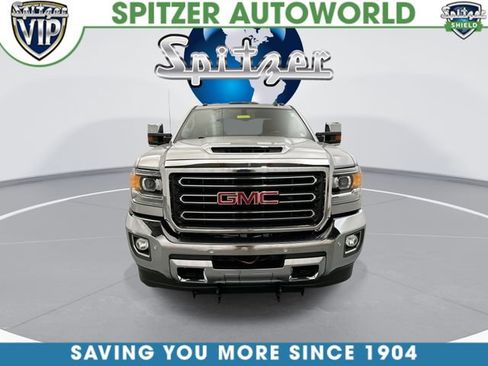 Used 2019 GMC Sierra 3500 SLT w/ Duramax Plus Package AWD/4WD image 4