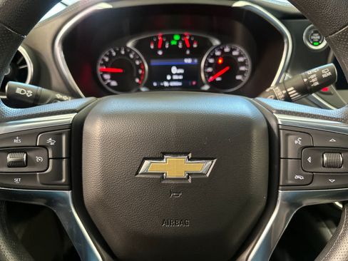Used 2025 Chevrolet Blazer LT FWD image 24