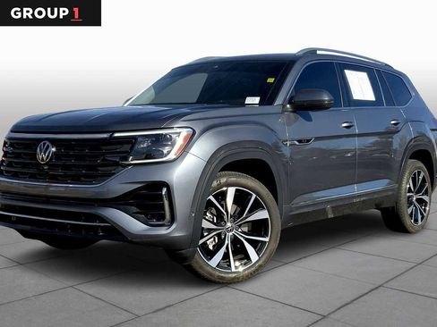 Used 2024 Volkswagen Atlas SEL Premium R-Line image 1
