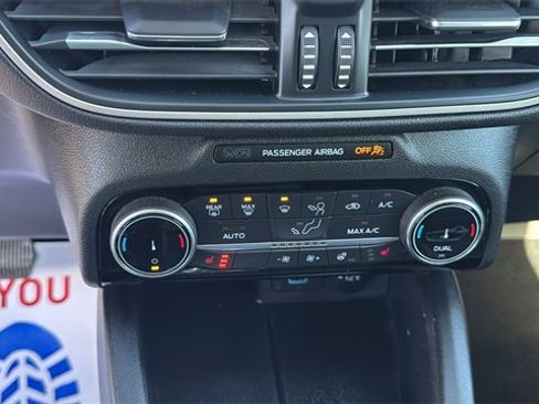 Used 2022 Ford Escape SEL image 25