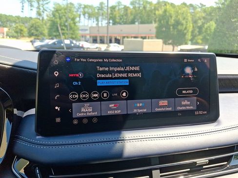 Used 2026 INFINITI QX60 Sport w/ Dark Cargo Package AWD/4WD image 17