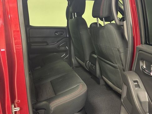 Used 2025 Nissan Frontier PRO-4X w/ Pro Convenience Package image 32