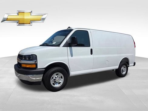 Certified 2025 Chevrolet Express 2500 w/ Driver Convenience Package RWD image 2