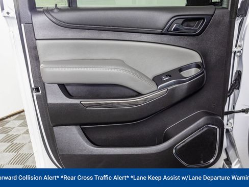 Used 2020 Chevrolet Suburban LT image 35