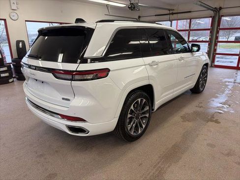 Certified 2023 Jeep Grand Cherokee Overland image 29