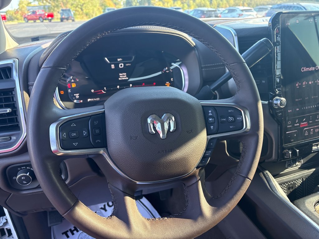 Used 2025 RAM 2500 Laramie AWD/4WD image 13