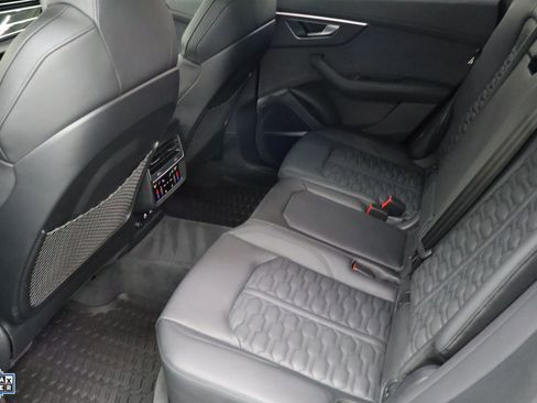 Used 2025 Audi RS Q8 performance image 27