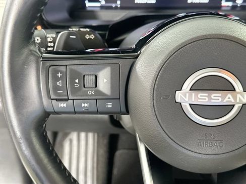Used 2022 Nissan Pathfinder Platinum w/ Cargo Package AWD/4WD image 32