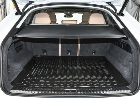 Used 2022 Audi Q8 Premium AWD/4WD image 64