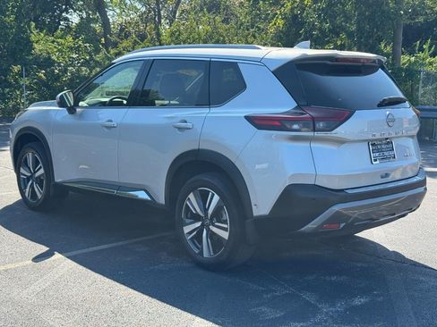 Used 2023 Nissan Rogue SL w/ SL Premium Package AWD/4WD image 8