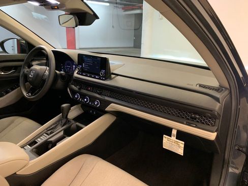 Used 2025 Honda Accord LX image 49