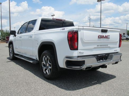 Used 2022 GMC Sierra 1500 SLT AWD/4WD image 5