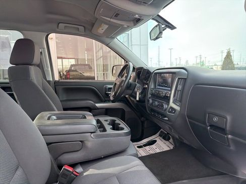 Used 2018 Chevrolet Silverado 1500 LT w/ All Star Edition image 29