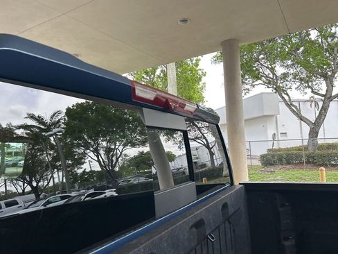 Used 2025 GMC Sierra 1500 Denali Ultimate image 40