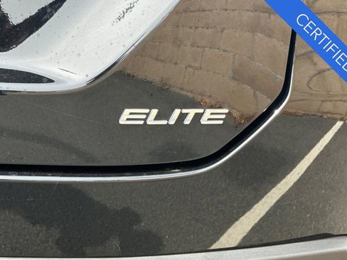 Certified 2024 Honda Pilot Elite image 36