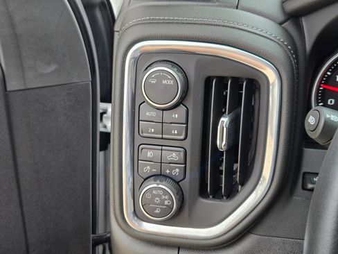 Used 2022 Chevrolet Silverado 2500 LTZ w/ LTZ Plus Package image 26