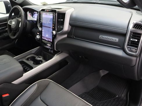 Used 2026 RAM 1500 Laramie w/ Night Edition RWD image 39