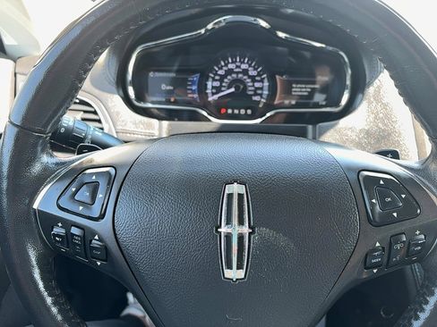 Used 2018 Lincoln MKT AWD w/ Technology Package image 22