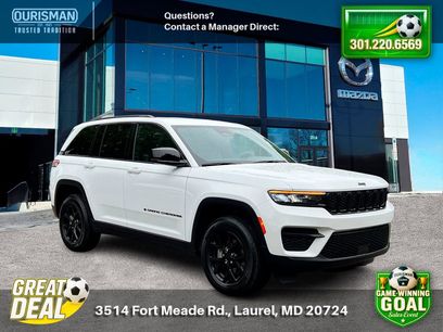 Used 2025 Jeep Grand Cherokee Altitude