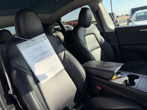 Used 2023 Tesla Model Y Long Range AWD/4WD image 19
