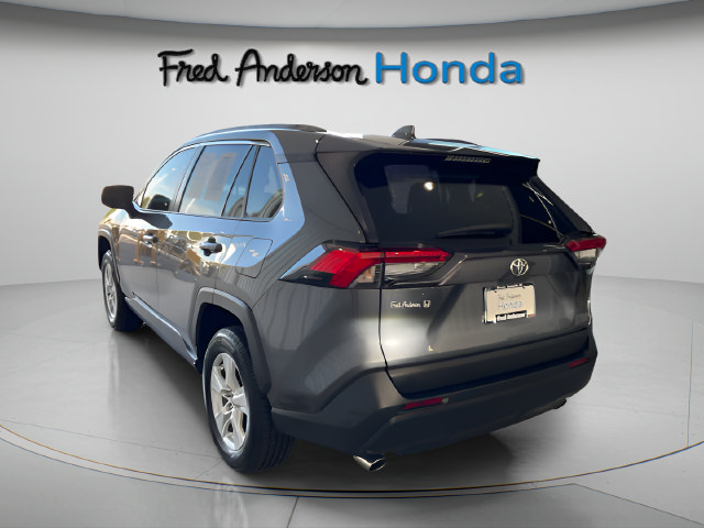 Used 2021 Toyota RAV4 XLE FWD image 7