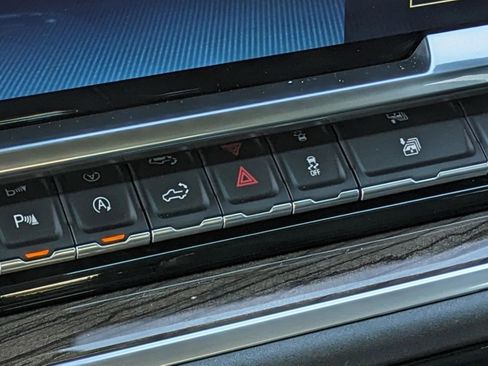 Used 2024 Chevrolet Silverado 1500 RST w/ Convenience Package II image 29