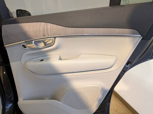 Used 2024 Volvo XC90 B6 Plus w/ Protection Package image 27