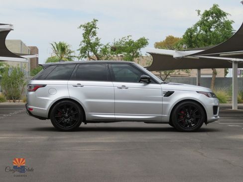 Used 2019 Land Rover Range Rover Sport HSE Dynamic AWD/4WD image 4
