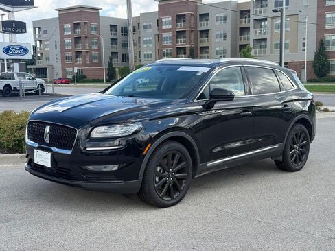 Certified 2023 Lincoln Nautilus Reserve w/ Monochromatic Package AWD/4WD image 9
