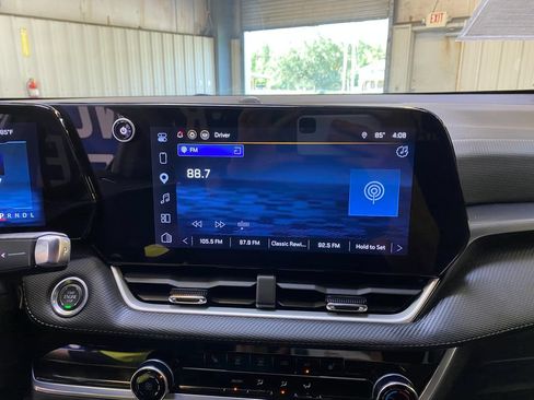 Used 2026 Chevrolet Equinox LT FWD image 37