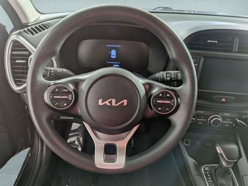 Used 2023 Kia Soul LX w/ Option Group 015 FWD image 18