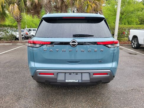 New 2026 Nissan Pathfinder SL FWD image 8
