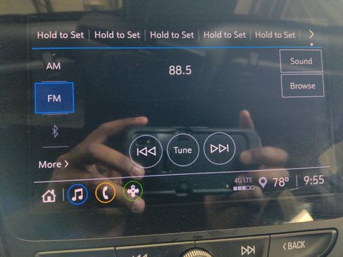 Used 2021 Chevrolet Malibu LS w/ Driver Confidence Package II FWD image 25